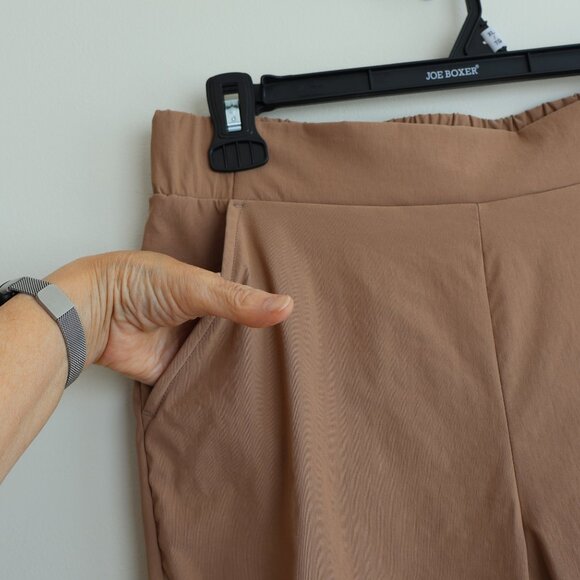 Ankle slacks - Size M - Active Pants - Picture 4 of 11